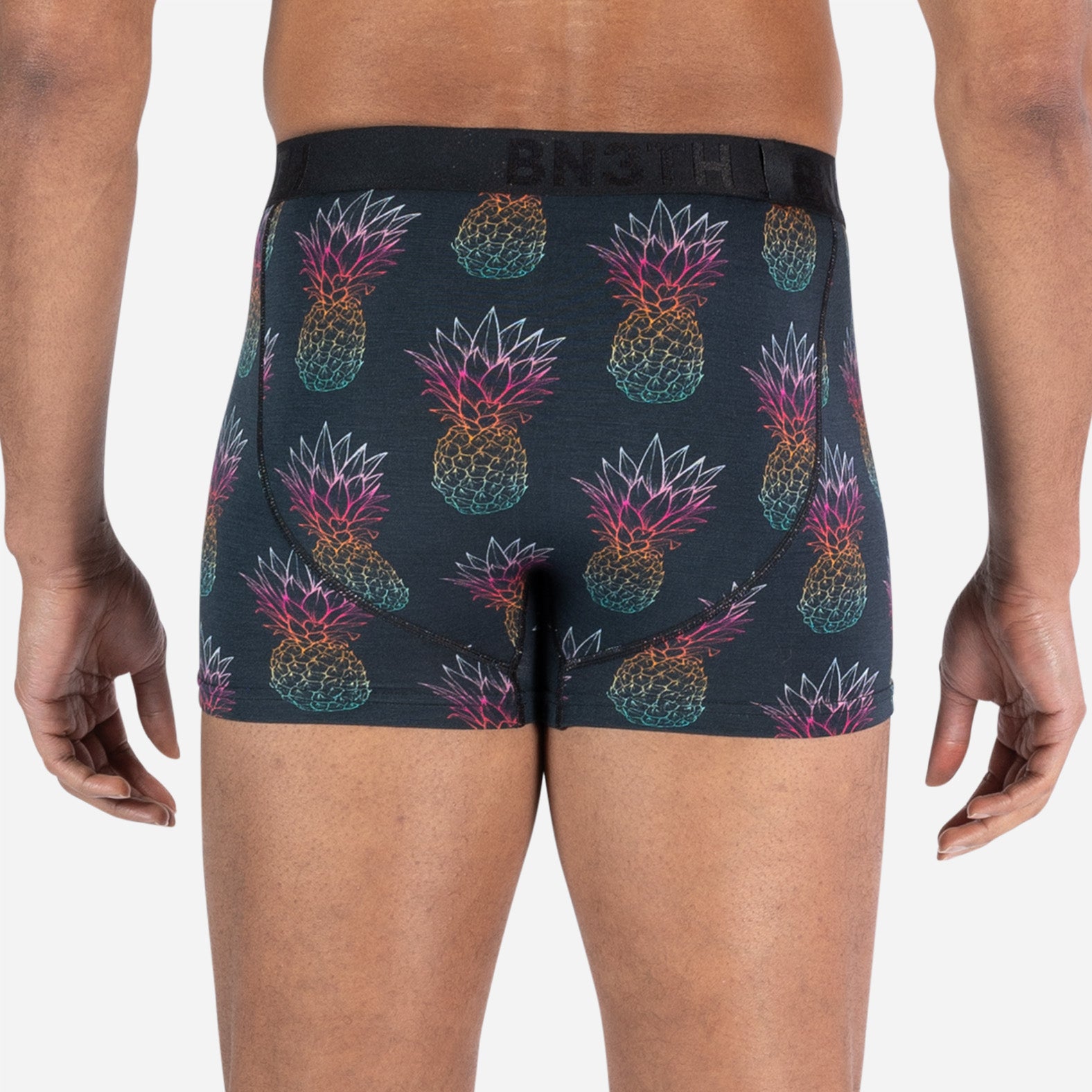 Classic Icon Trunk: Pineapple Fade Black